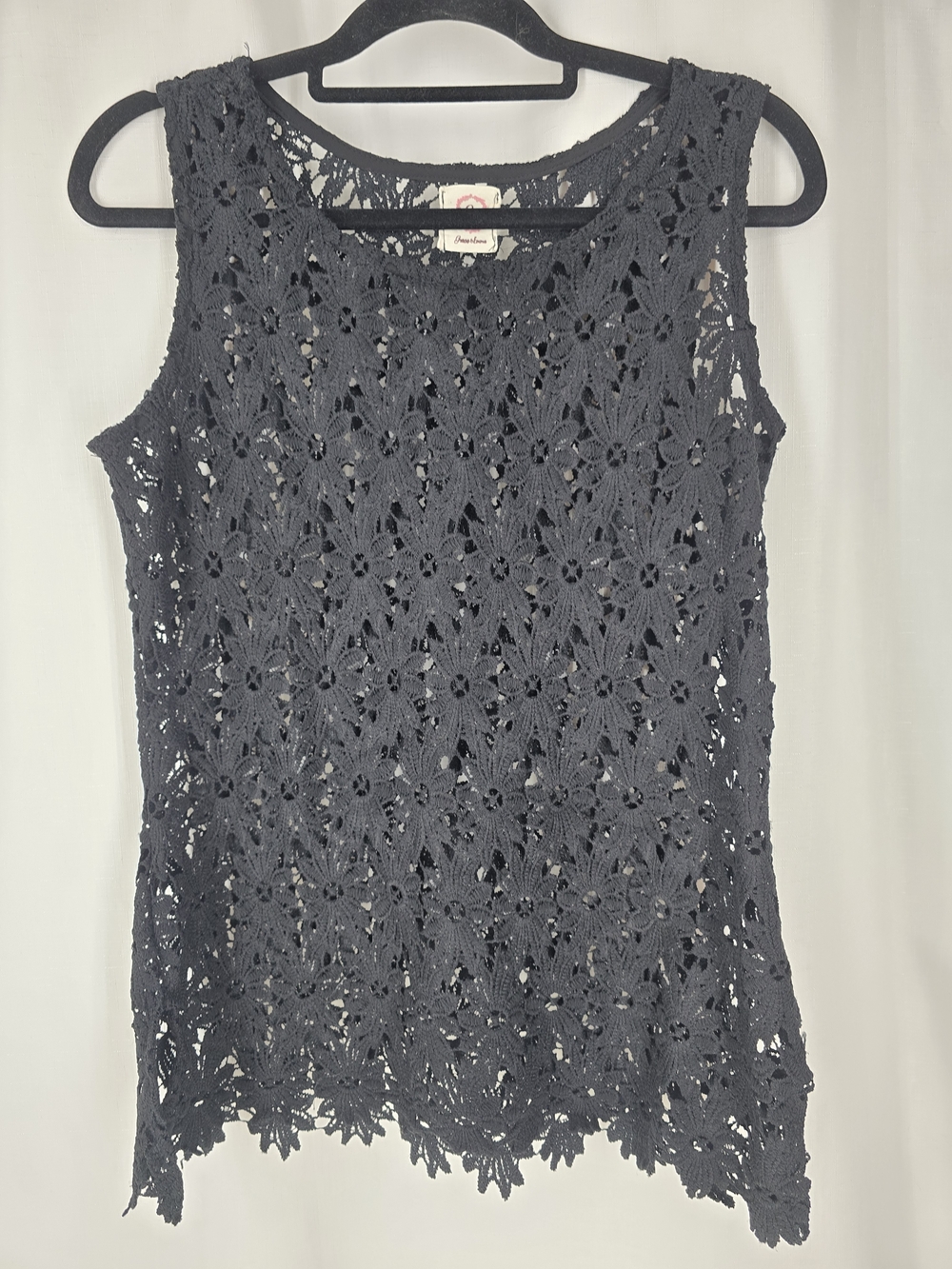 OshKosh B'gosh Charcoal Gray Crochet Floral Tank